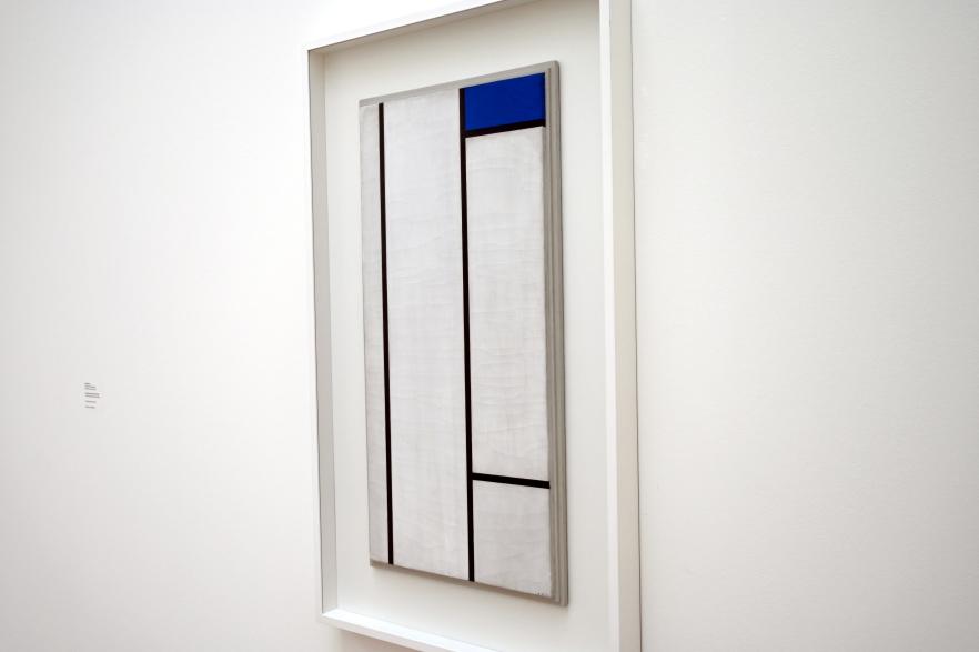 Piet Mondrian (1908–1942), Komposition mit Blau und Weiß, Düsseldorf, Kunstsammlung K20, Saal 6, 1936, Bild 2/3