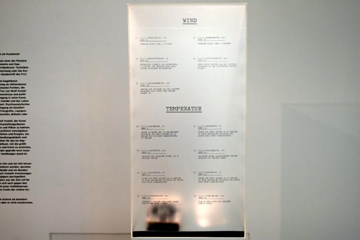 Wolf Vostell (1963–1988), 310 Ideen T.O.T. (Technological Oak Tree), Ulm, Museum Ulm, Saal 11b, 1972, Bild 4/6