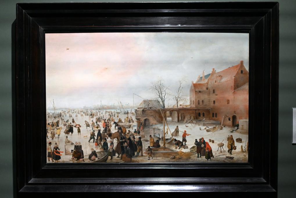 Hendrick Avercamp (1605–1615), Eine Szene auf dem Eis in der Nähe einer Stadt, London, National Gallery, Saal 25, um 1615