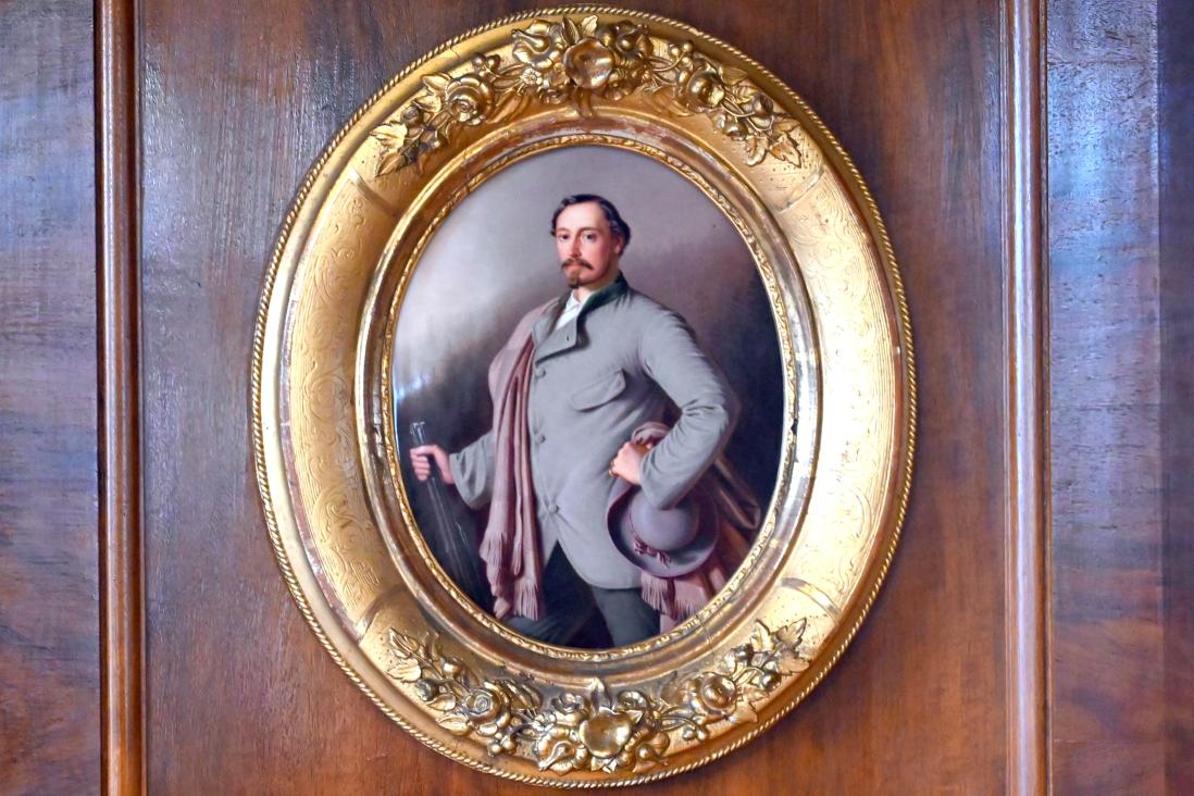 Herzog Ernst II. von Sachsen-Coburg und Gotha (1818-1893) im Jagdkostüm, Coburg, Kunstsammlungen der Veste Coburg, Salon der Herzogin, um 1862, Bild 1/2