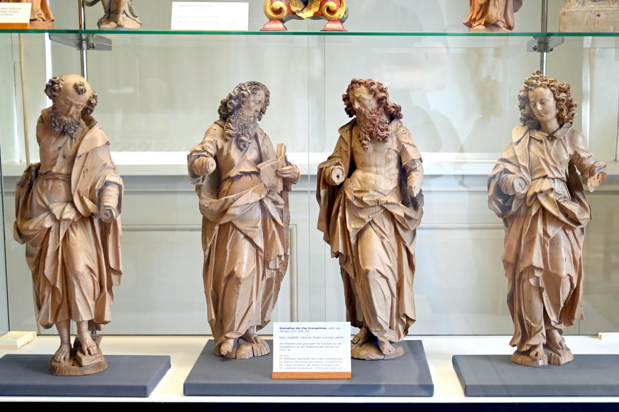 Michael Zürn der Ältere (1614–1650), Statuetten der Vier Evangelisten, Überlingen, Städtisches Museum, Kleiner Barocksaal, 1620–1625, Bild 1/7