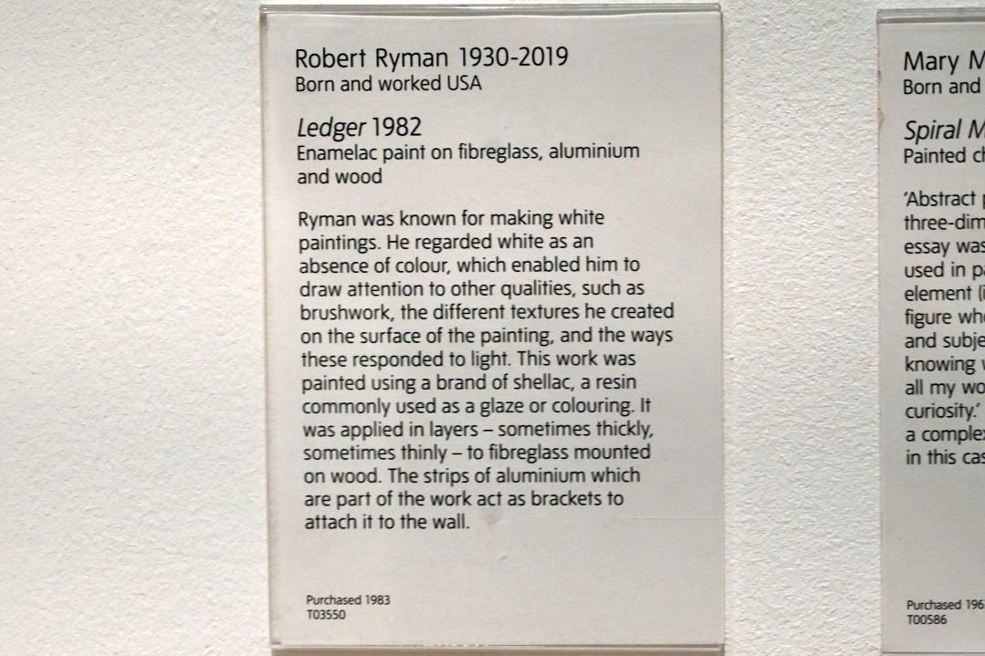 Robert Ryman (1961–1992), Hauptbuch, London, Tate Gallery of Modern Art (Tate Modern), In the Studio 7, 1982, Bild 3/3