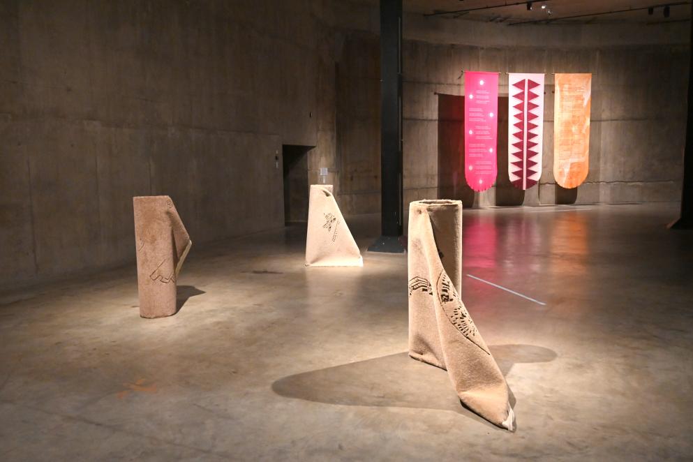 Hera Büyüktasciyan (2019), Träumereien eines unterirdischen Waldes, London, Tate Gallery of Modern Art (Tate Modern), The Tanks, 2019