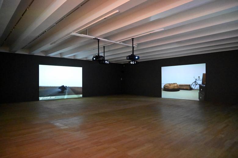 Akram Zaatari (2011), Tanzen bis zum Ende der Liebe, London, Tate Gallery of Modern Art (Tate Modern), Performer and Participant 9, 2011