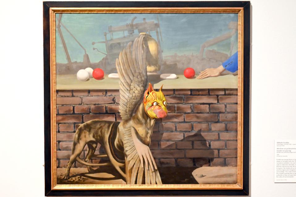 Wilhelm Freddie (1940–1941), Meine Frau schaut auf den Benziner, der Hund schaut mich an, London, Tate Modern, Ausstellung "Surrealism Beyond Borders" vom 24.02.-29.08.2022, Saal 9, 1940
