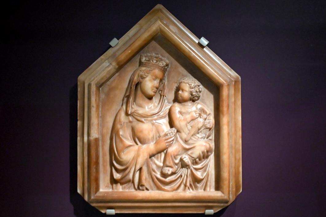 Tino di Camaino (1315–1335), Maria mit Kind, London, Victoria and Albert Museum, -1. Etage, Mittelalter und Renaissance, um 1330, Bild 1/2