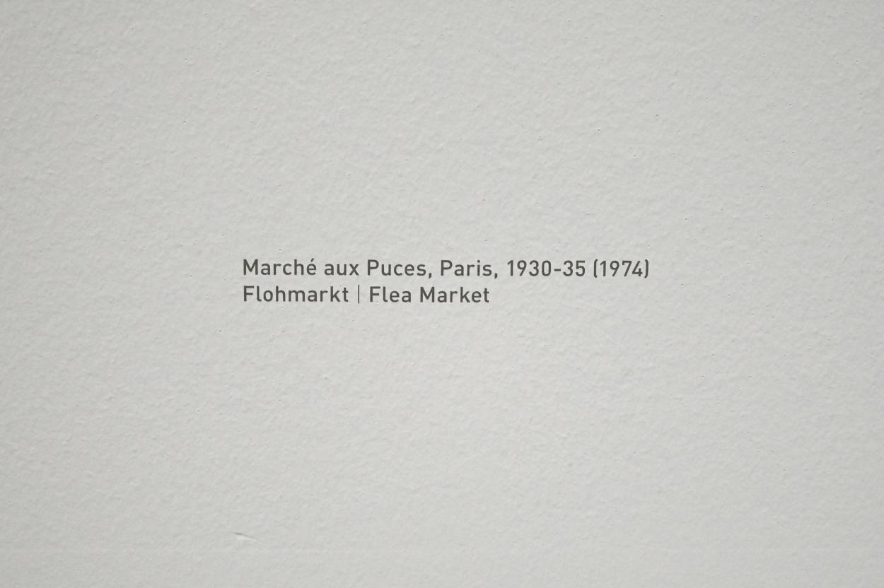 Florence Henri (1928–1932), Flohmarkt, Marché aux Puces, Paris, München, Pinakothek der Moderne, Saal 5 2022, 1930–1935, Bild 2/3
