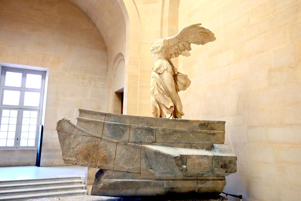 Nike von Samothrake, Paris, Musée du Louvre, Saal 703, um 190 v. Chr., Bild 1/7
