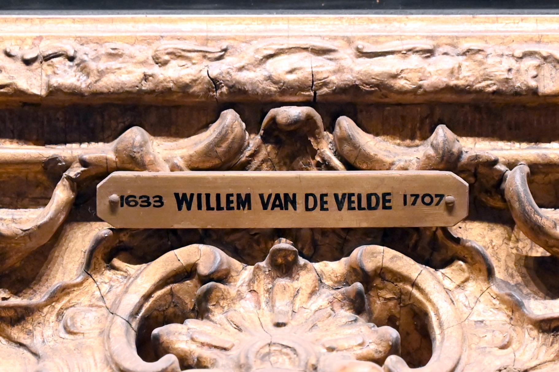 Willem van de Velde der Jüngere (1653–1673), Ein niederländischer Hoeker vor Anker in der Nähe eines Piers, London, Kenwood House, Raum 6, um 1655, Bild 2/2