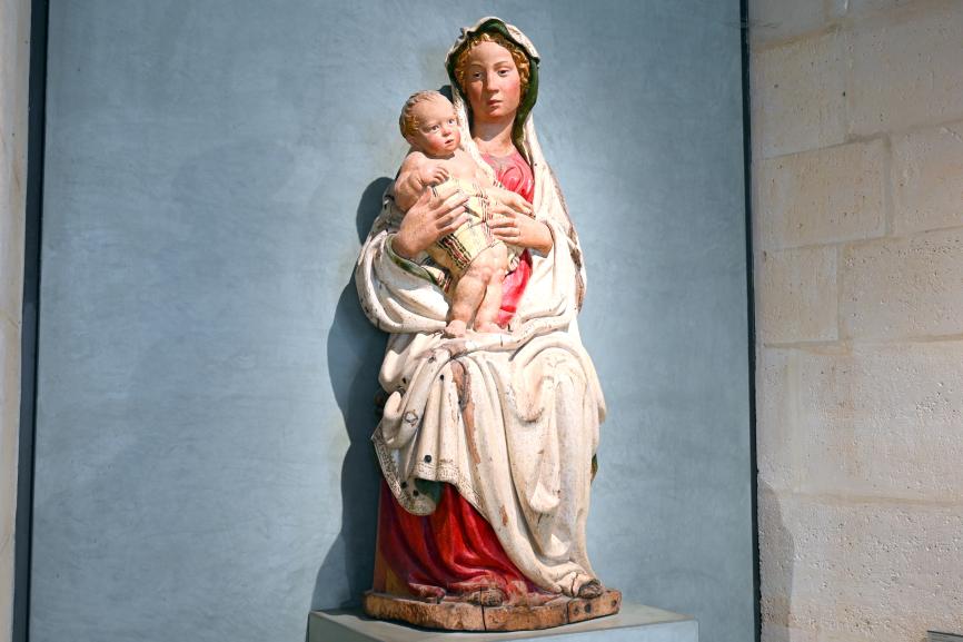 Jacopo della Quercia (1410–1432), Maria mit Kind, Ferrara, Karmeliterkloster, jetzt Paris, Musée du Louvre, Saal 160, um 1430–1435, Bild 2/5