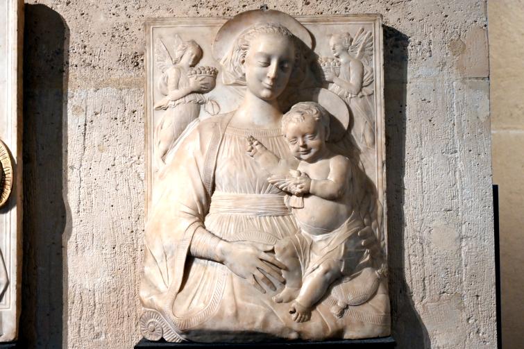 Gregorio di Lorenzo (1460–1480), Maria mit Kind und zwei Engeln, Paris, Musée du Louvre, Saal 160, Undatiert, Bild 1/2